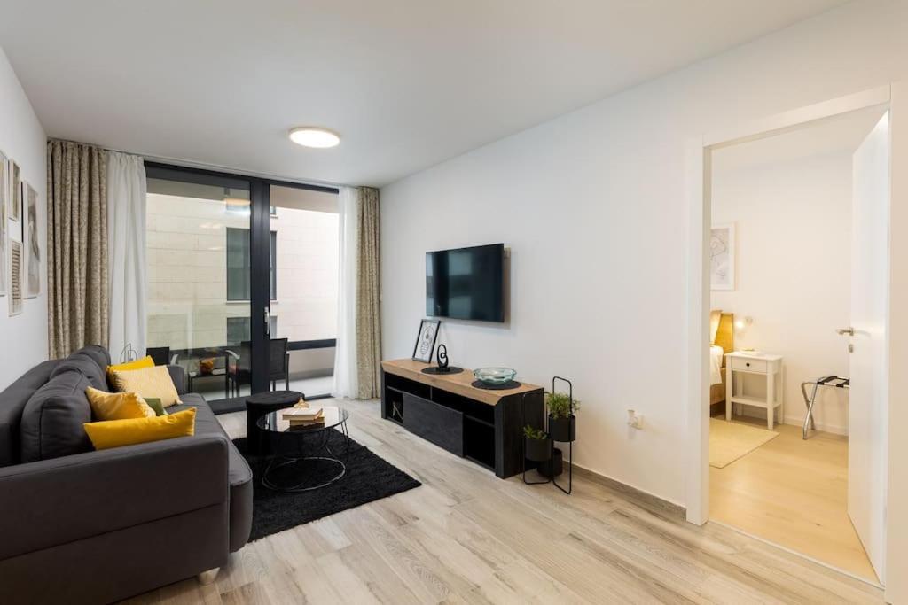 Apartamento Dubrovnik Pier Free Parking And Balcony Exterior foto
