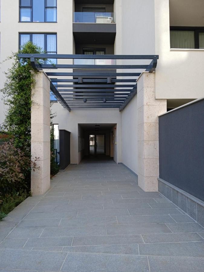 Apartamento Dubrovnik Pier Free Parking And Balcony Exterior foto